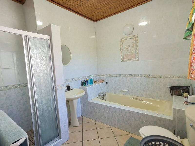 4 Bedroom Property for Sale in Prince Alfred Hamlet Western Cape